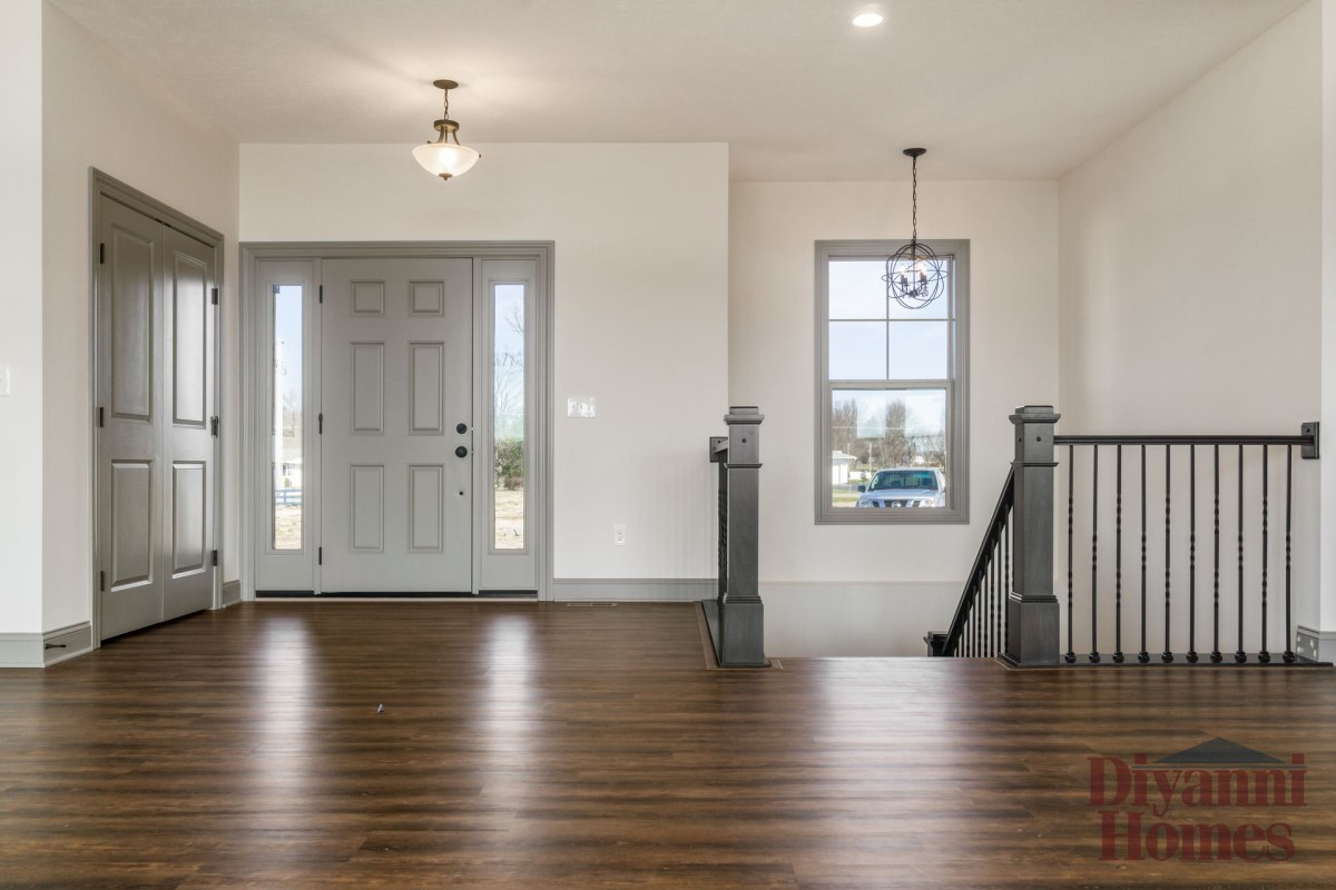 The Bellview | Foyer